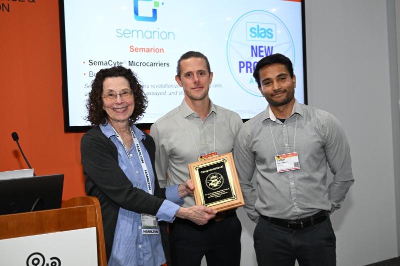 Semarion receiving the New Product Award from SLAS during SLAS 2025.